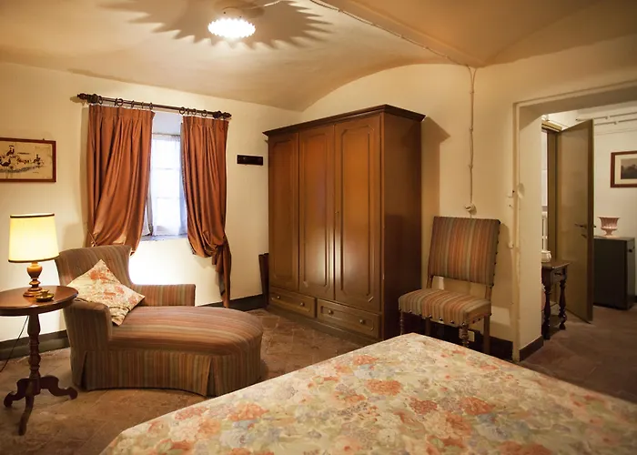 Agriturismo Cavazzone Lantgård Regnano (Reggio Emilia)